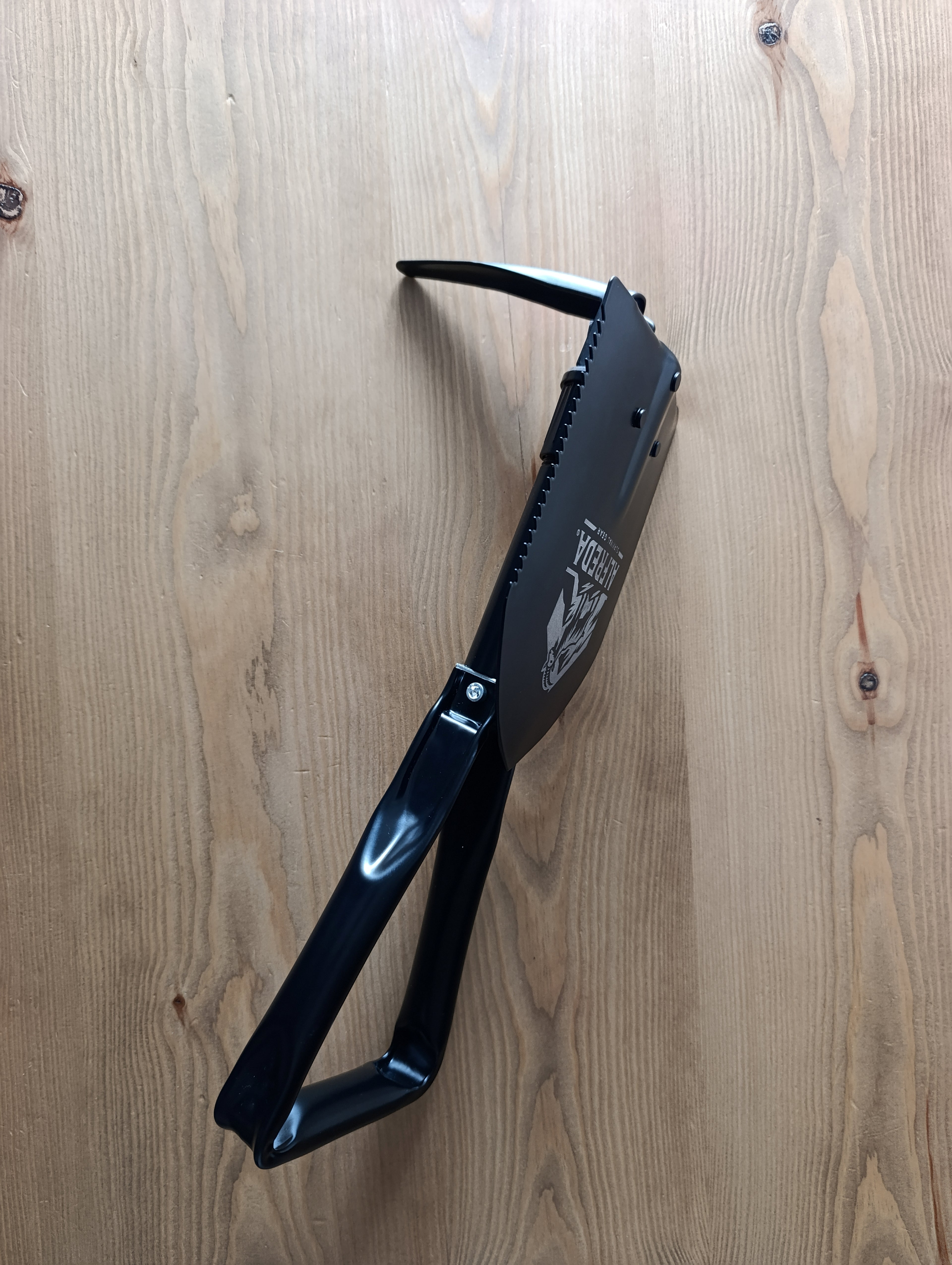 Pala Plegable Acero al Carbono 45